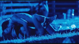 2txeUcmL_t.jpg