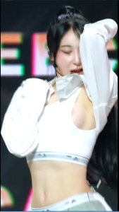 nMYQEFXU_t.jpg