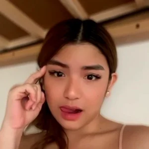 Pinay Teasing -Neslyn Ly Yauco