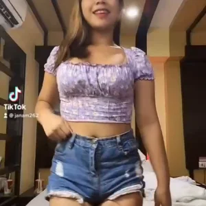 Love Dela Pe - Pinay Masturbating and Teasing