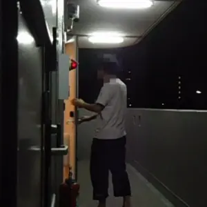 Hallway fuck