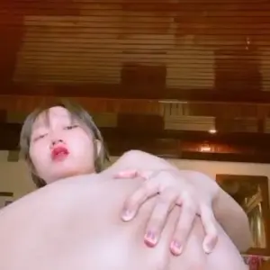 AdbN3J7tfKll2wDA.mp4