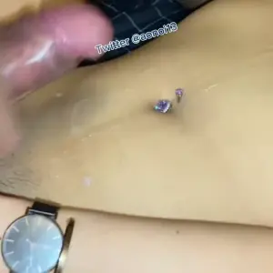 n-ohwEFQ3O_vvDhY.mp4
