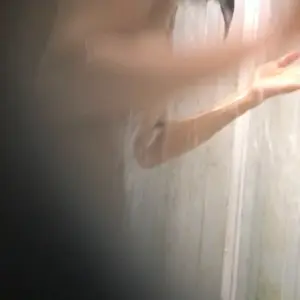 AW0VBxEv1.mp4