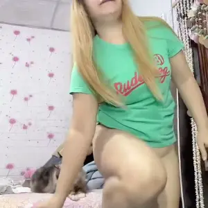 ttKSqGB0rjYM0UHK.mp4