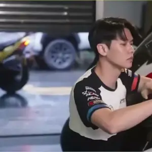 wZnTbXQtm7DfGUML.mp4