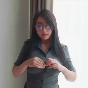 Ey1_Ox93QdPXj6MX.mp4