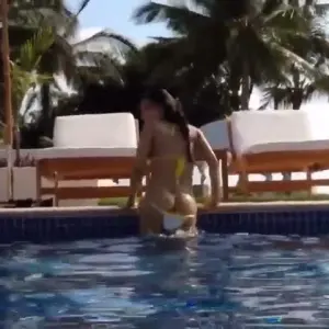 Women accidentally lost their Clothes Compilation.mp4