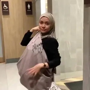 XcldWBrjCp3rg8Vn.mp4