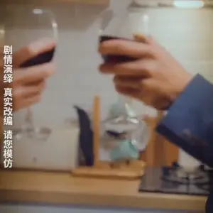 TxJLYpm8_720p.mp4