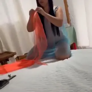 bKPL_QnsZsPuU4uj.mp4