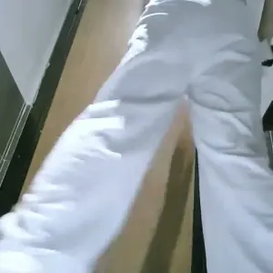 Z0f4LT59_720p.mp4