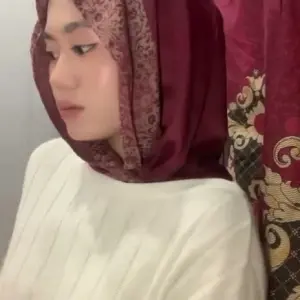 Miss Rina Lawa